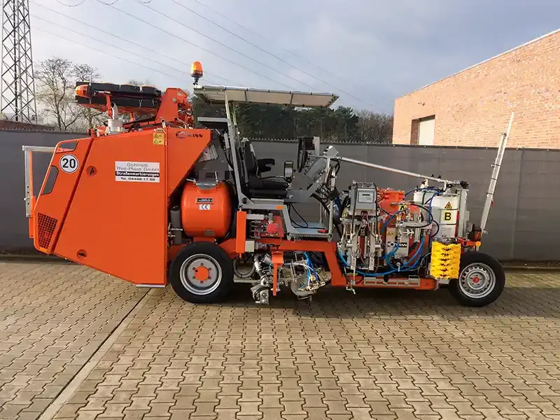 Neue Markierungsmaschine H 26/4